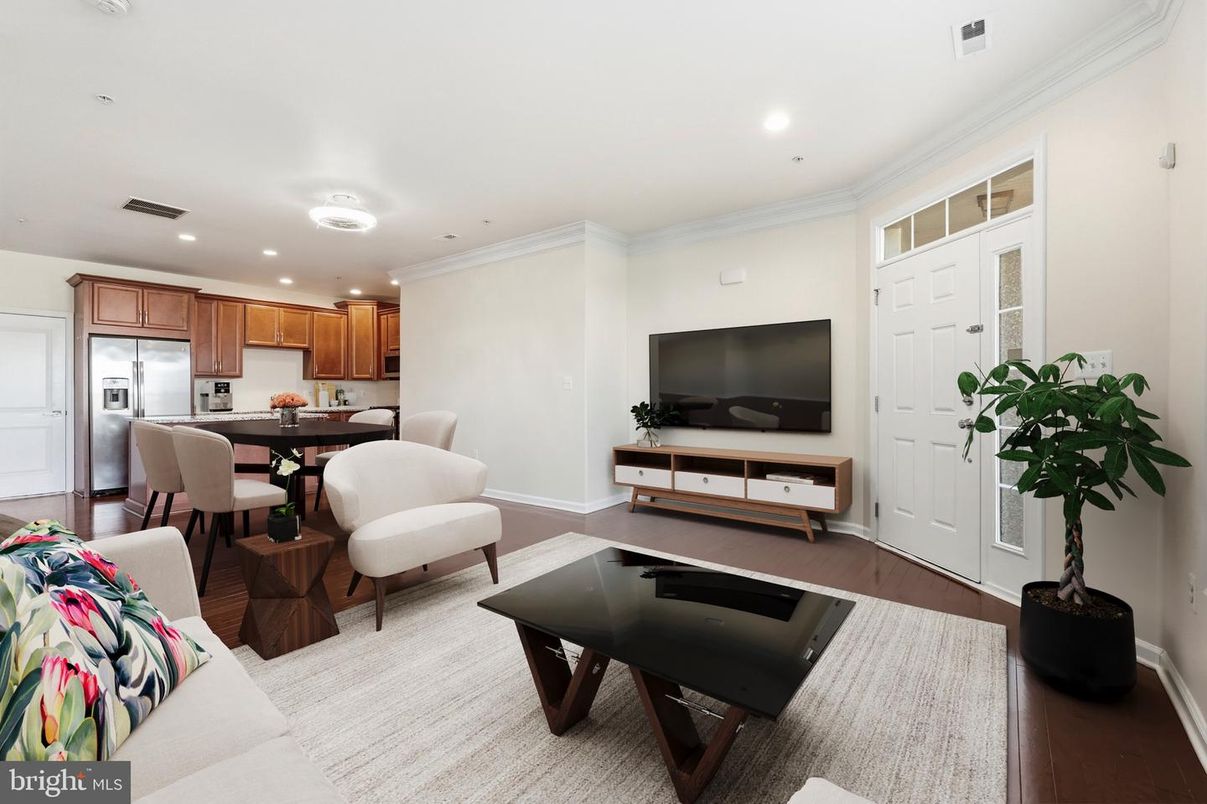 Dining room, Interior, Kitchen, Living room, Recessed Lighting, Stainless Steel Appliances, Wood Texture Flooring