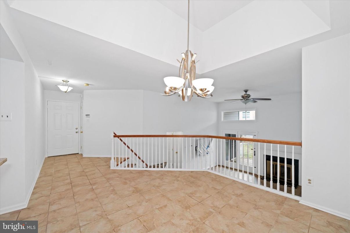 Chandelier, Empty room, Interior