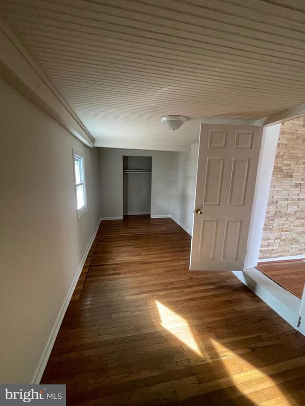 Empty room, Interior, Stone Walls, Wood Texture Flooring