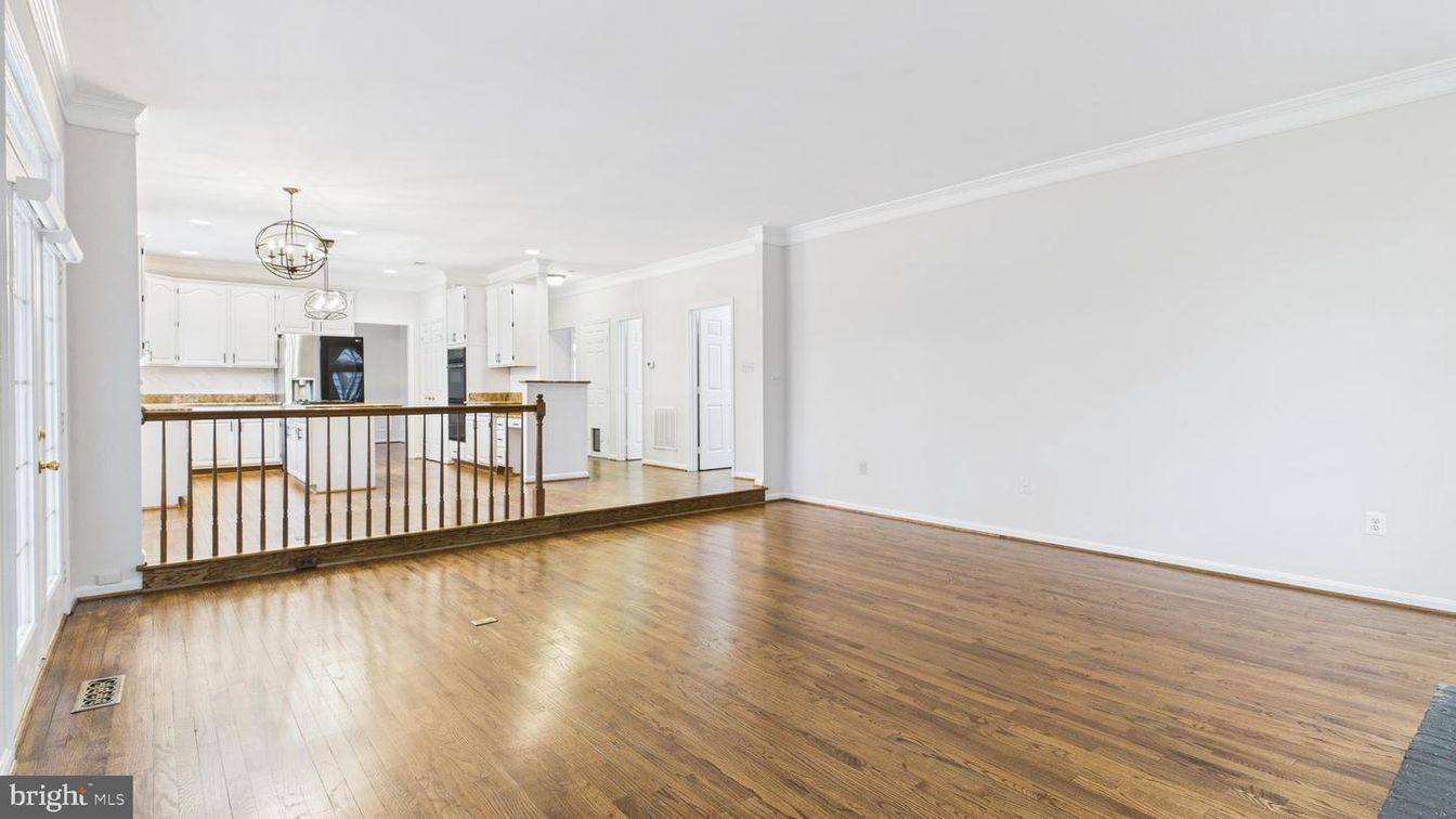 Chandelier, Empty room, Interior, Kitchen, Wood Texture Flooring