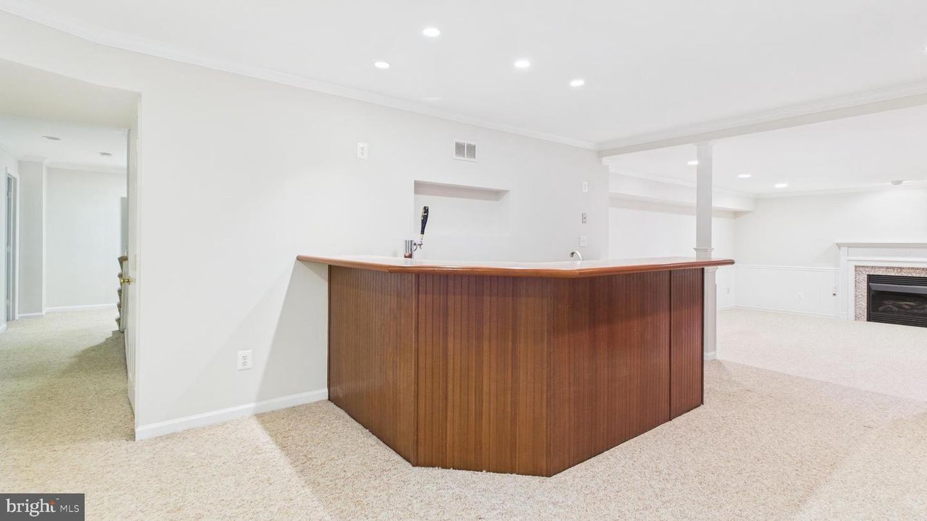 Fireplace, Interior, Recessed Lighting