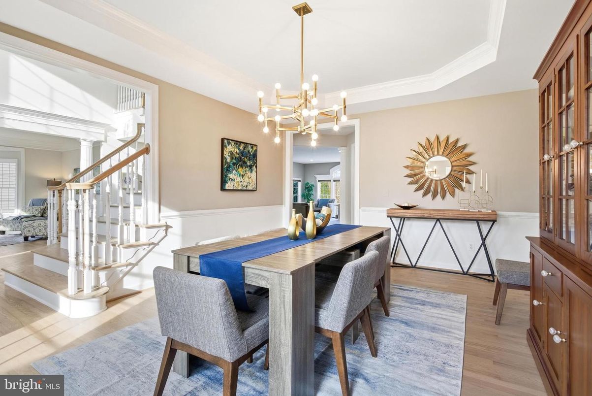 Chandelier, Dining room, Interior, Pendant Lights, Wood Texture Flooring