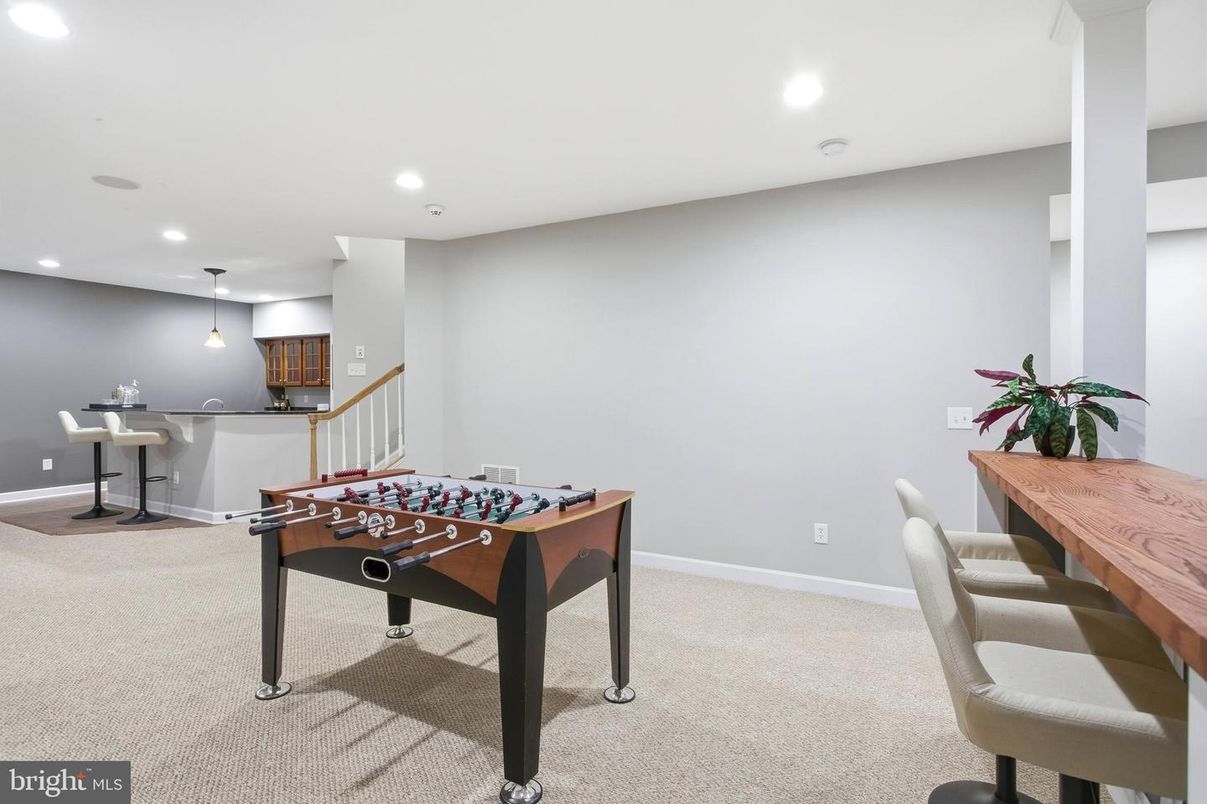 Game Room, Interior, Pendant Lights, Recessed Lighting