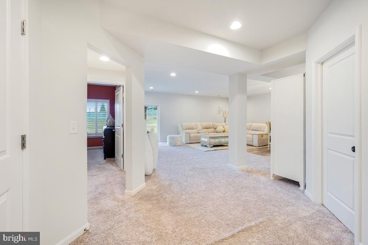 Interior, Recessed Lighting