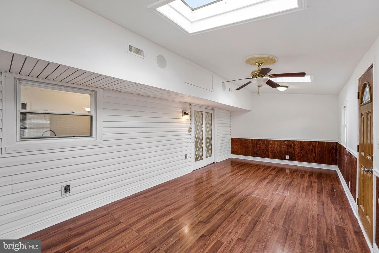 Empty room, Interior, Wood Texture Flooring