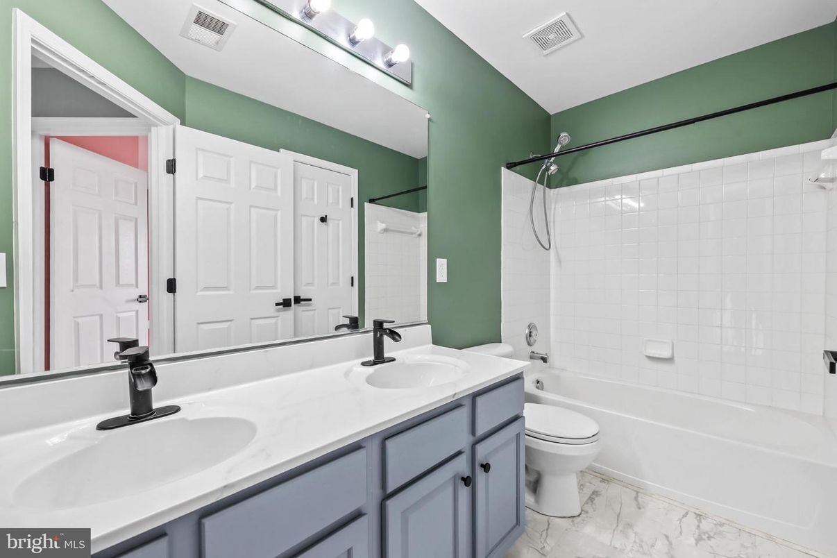 Bathroom, Dual Sink Vanities, Interior, Marble