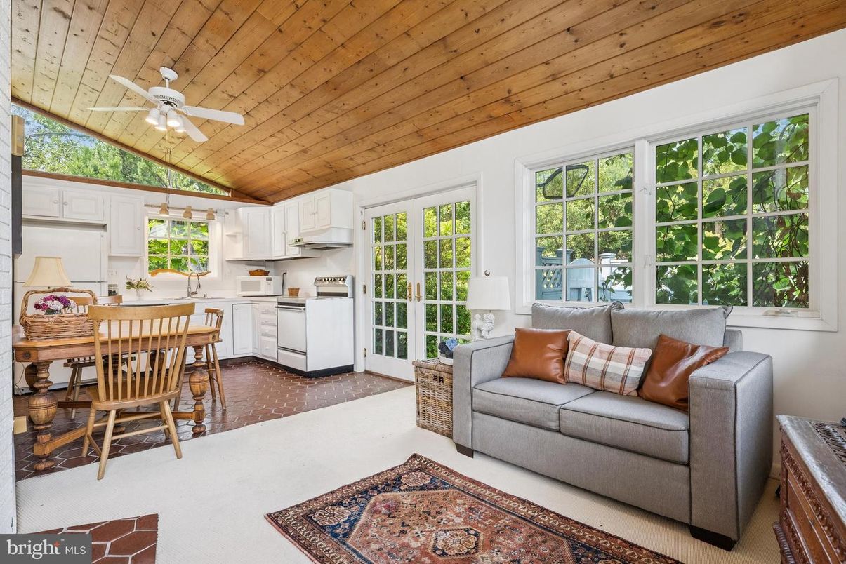 Dining room, Interior, Kitchen, Wooden Ceilings