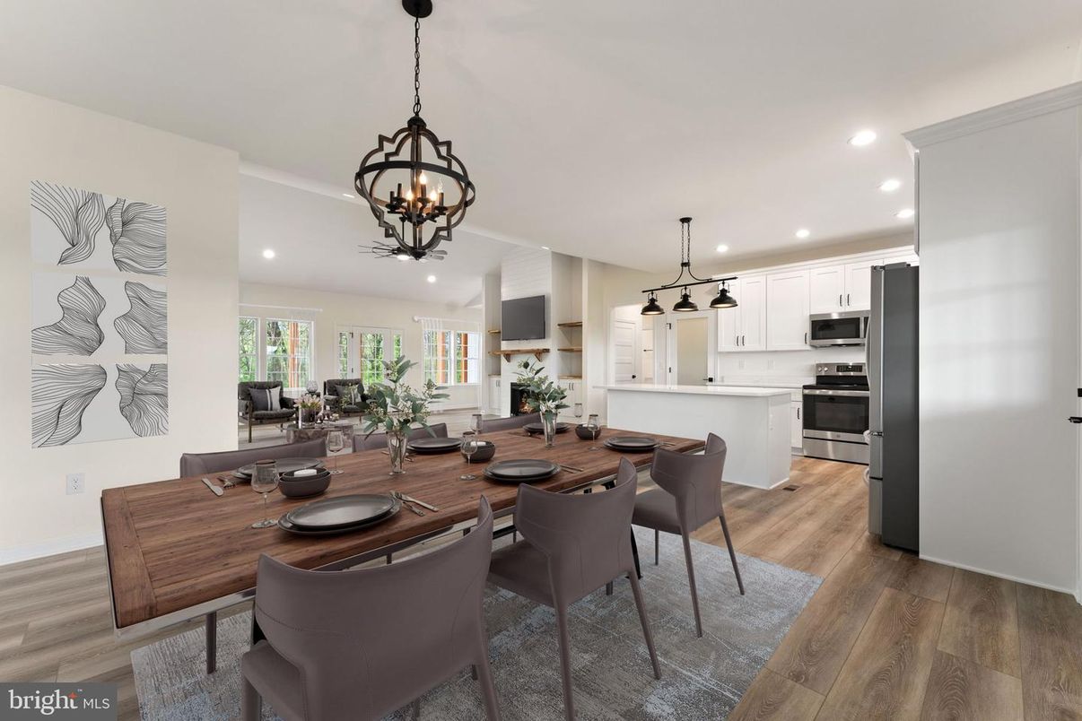 Chandelier, Dining room, Interior, Kitchen, Pendant Lights, Recessed Lighting, Stainless Steel Appliances, Wood Texture Flooring