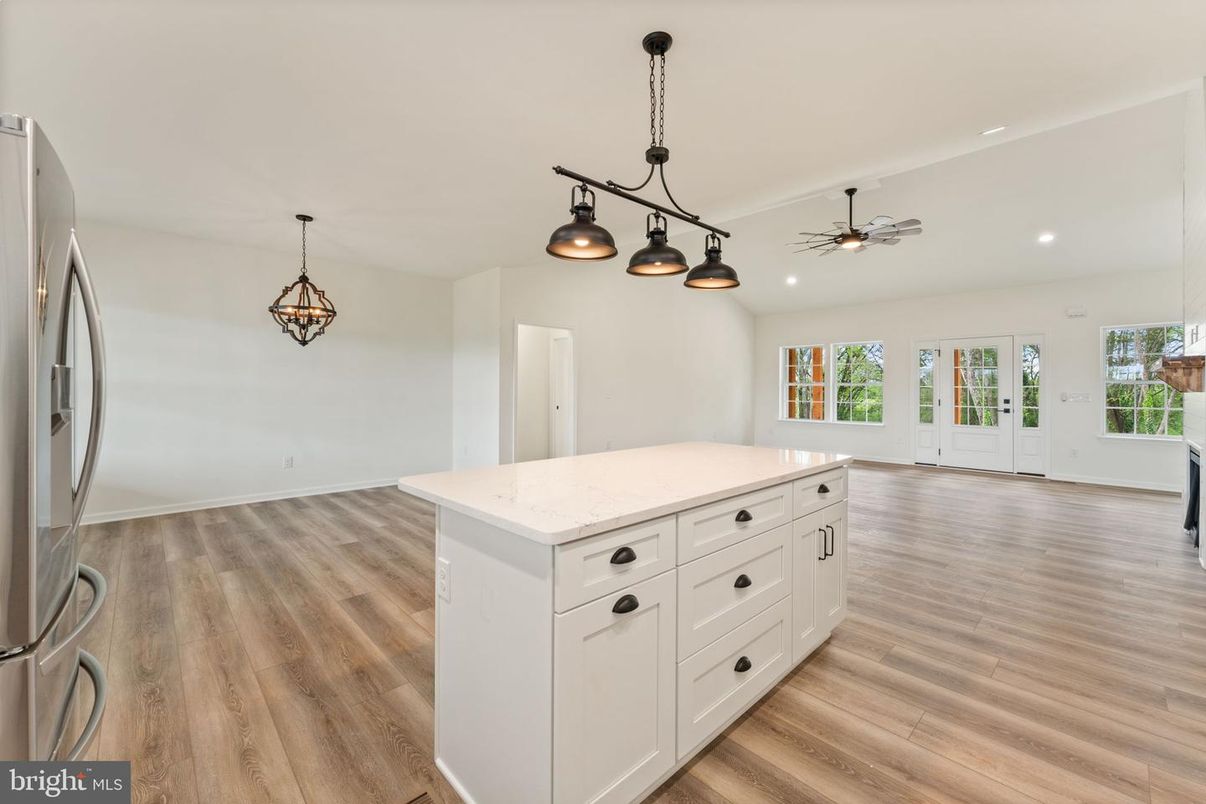 Interior, Kitchen, Pendant Lights, Recessed Lighting, Wood Texture Flooring