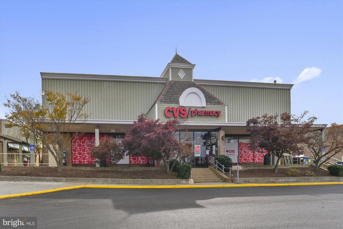 Exterior, Facade, None