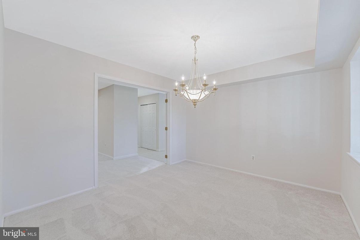 Chandelier, Empty room, Interior
