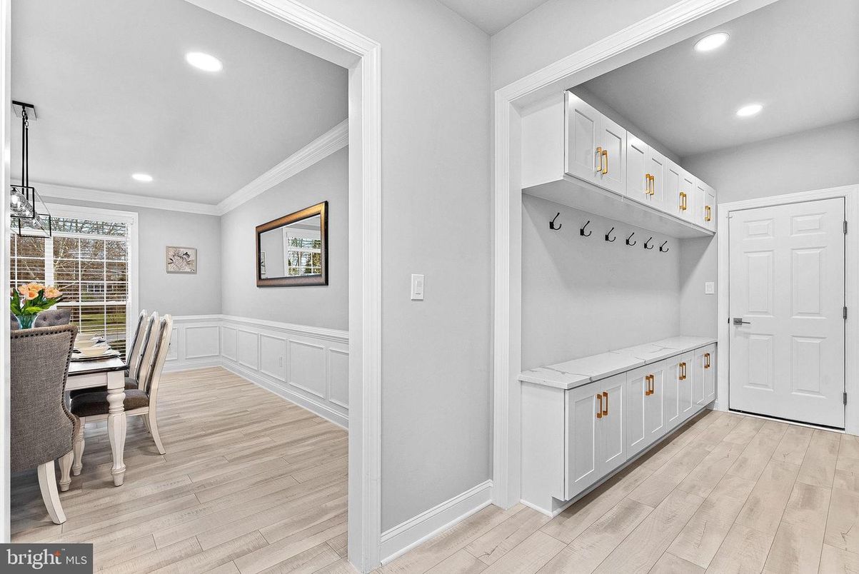 Dining room, Interior, Pendant Lights, Recessed Lighting, Wood Texture Flooring
