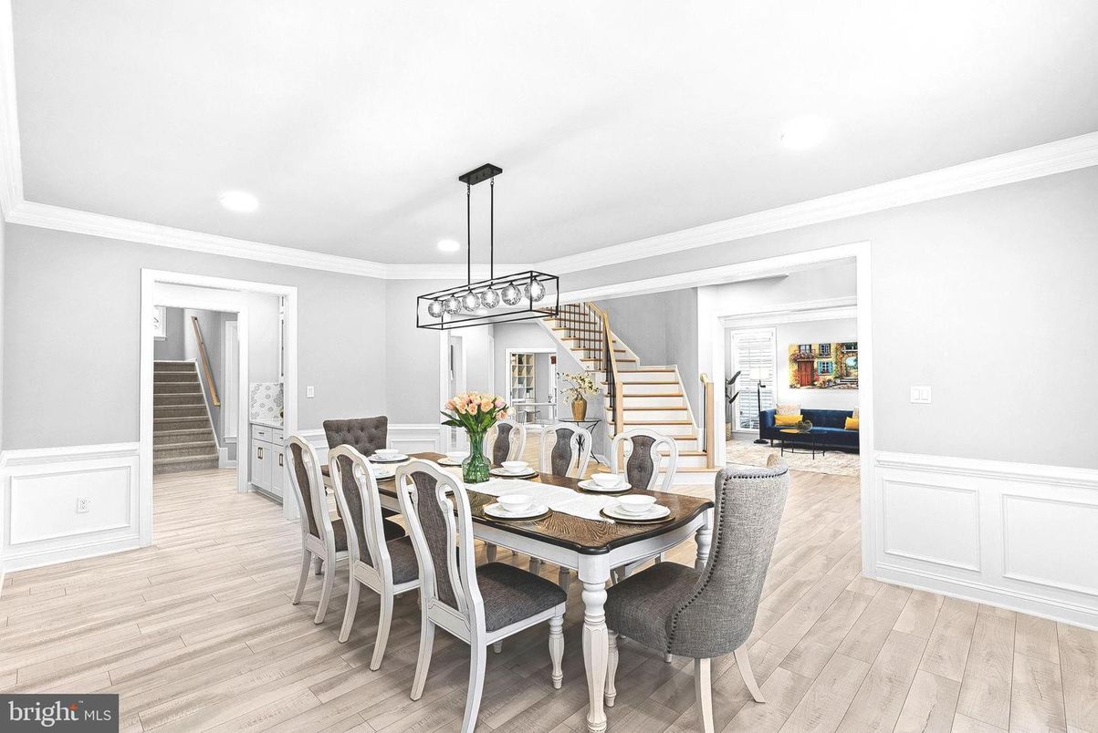 Dining room, Interior, Pendant Lights, Recessed Lighting, Wood Texture Flooring