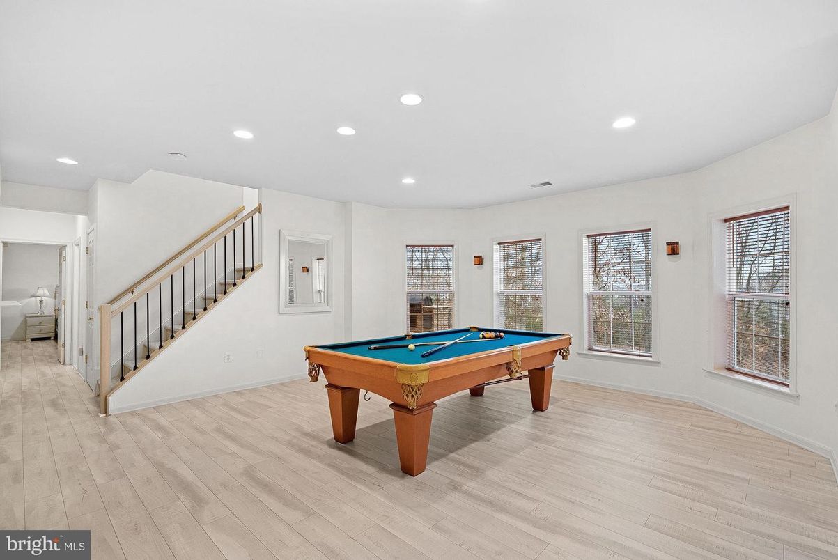 Billiard Table, Game Room, Interior, Recessed Lighting, Wood Texture Flooring