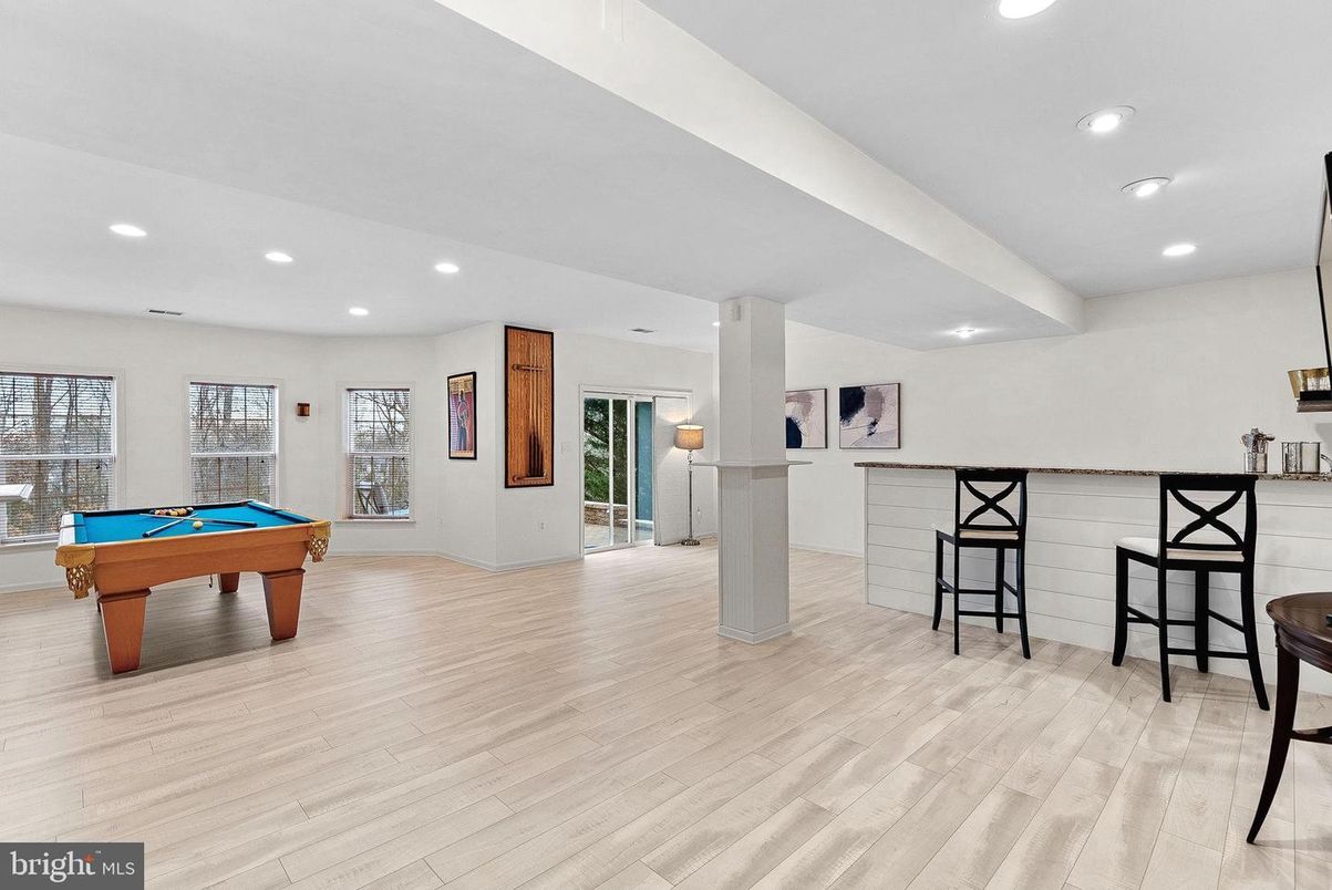 Billiard Table, Game Room, Interior, Recessed Lighting, Wood Texture Flooring