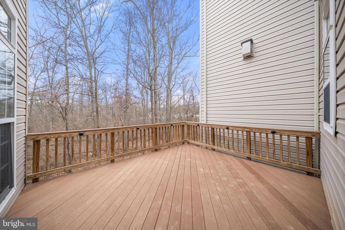 Exterior, Wood Texture Flooring