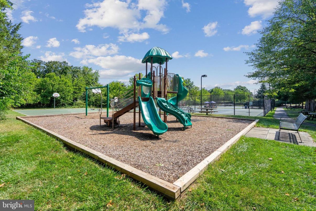 Backyard, Exterior, Playground