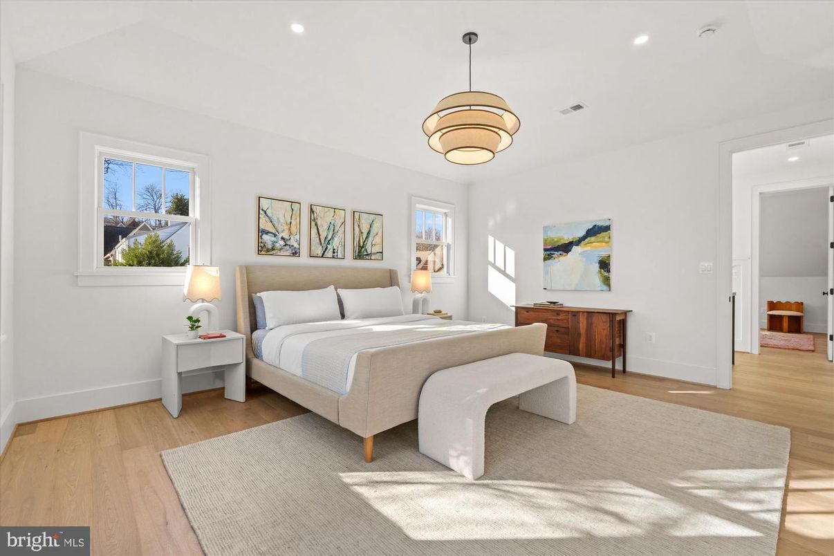Bedroom, Interior, Pendant Lights, Recessed Lighting, Wood Texture Flooring