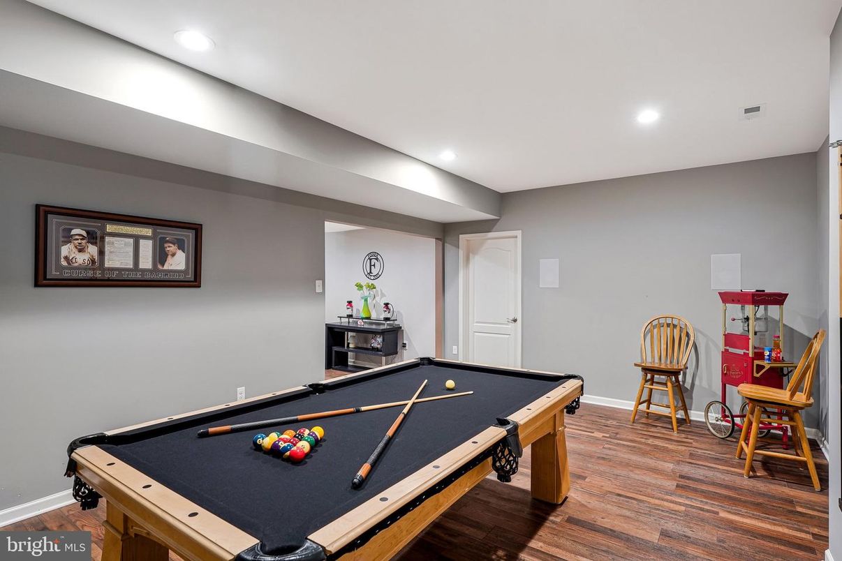 Billiard Table, Game Room, Interior, Recessed Lighting, Wood Texture Flooring