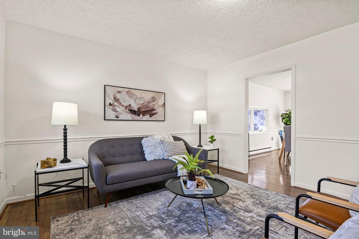 DE Listing image placeholder