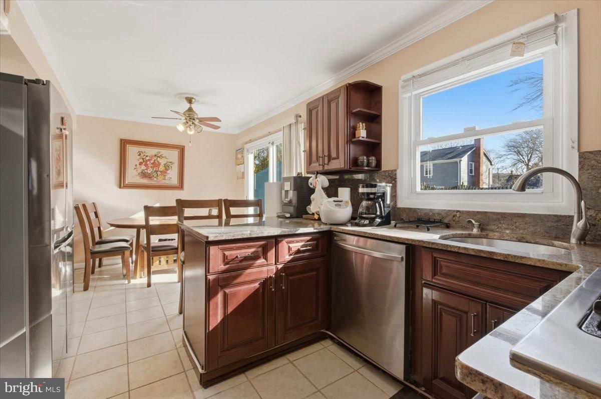 Dining room, Interior, Kitchen