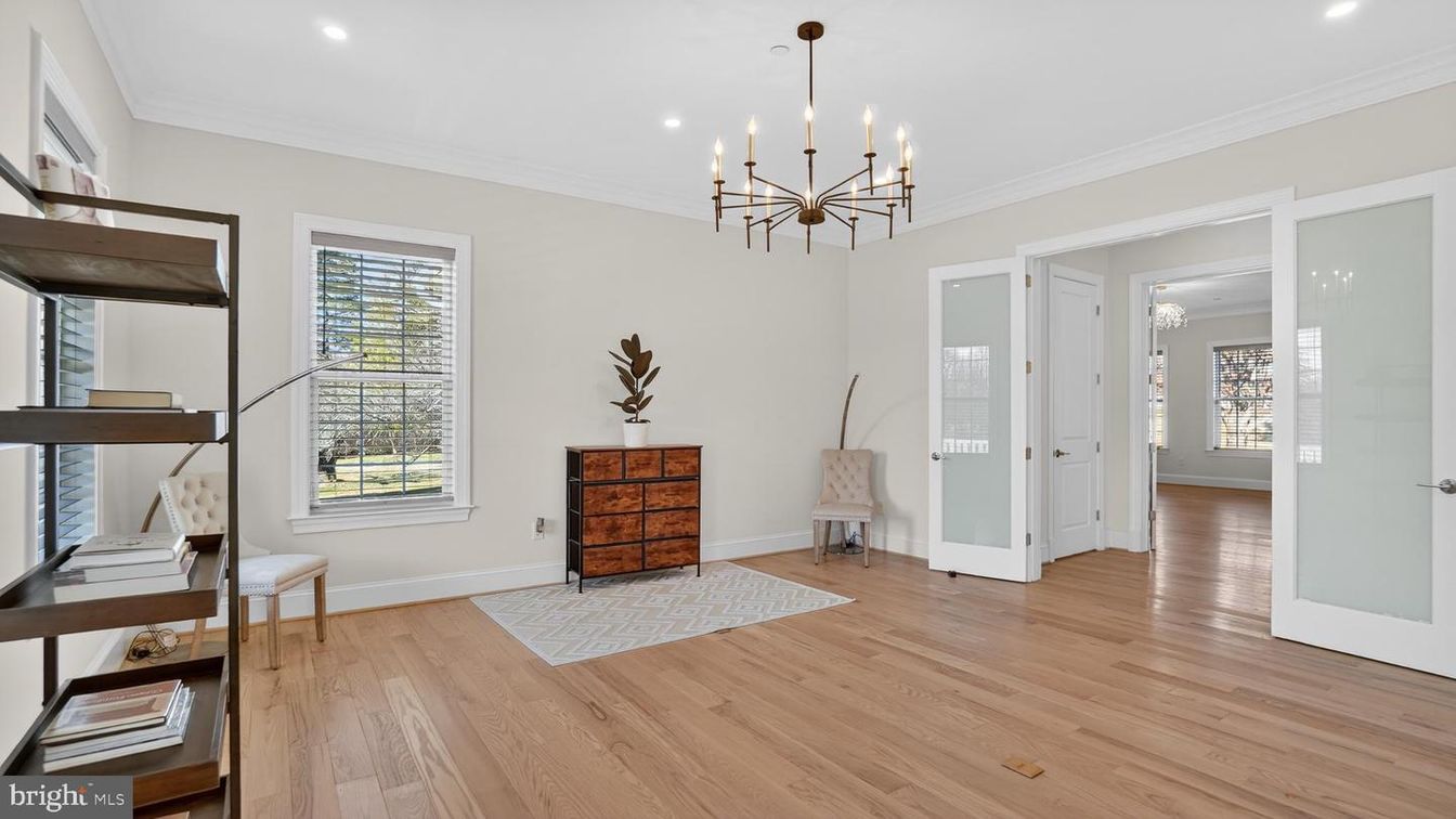 Empty room, Interior, Pendant Lights, Recessed Lighting, Wood Texture Flooring