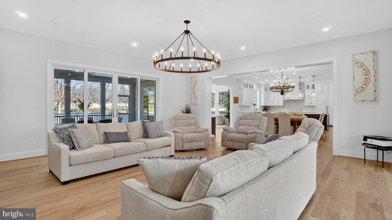 Chandelier, Dining room, Interior, Kitchen, Living room, Pendant Lights, Recessed Lighting, Wood Texture Flooring