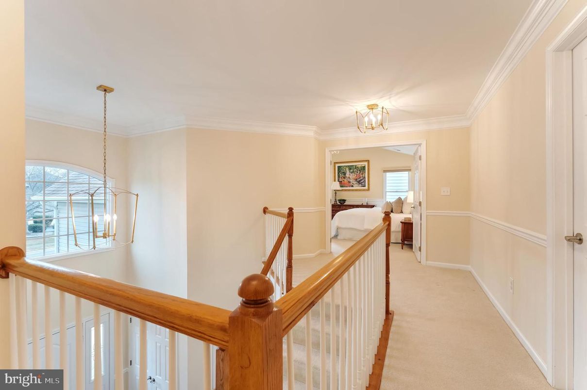 Chandelier, Interior