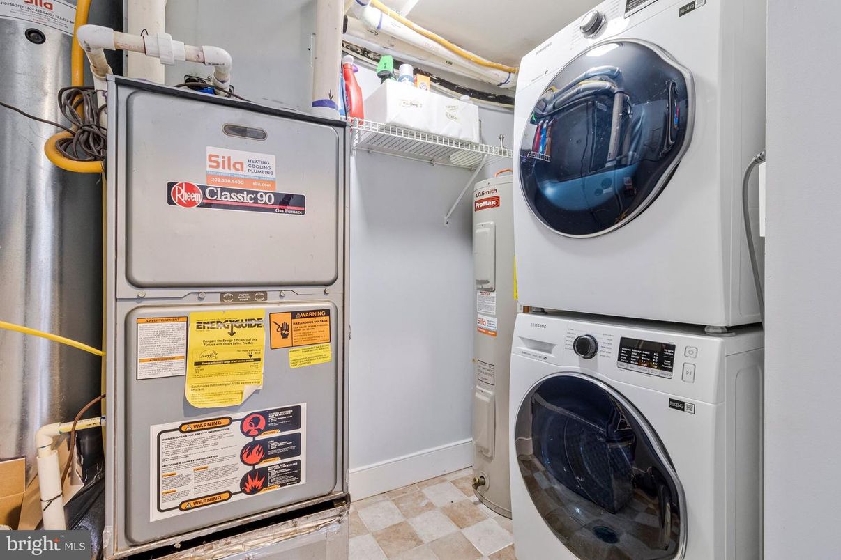 Interior, Utility Closets, Washer