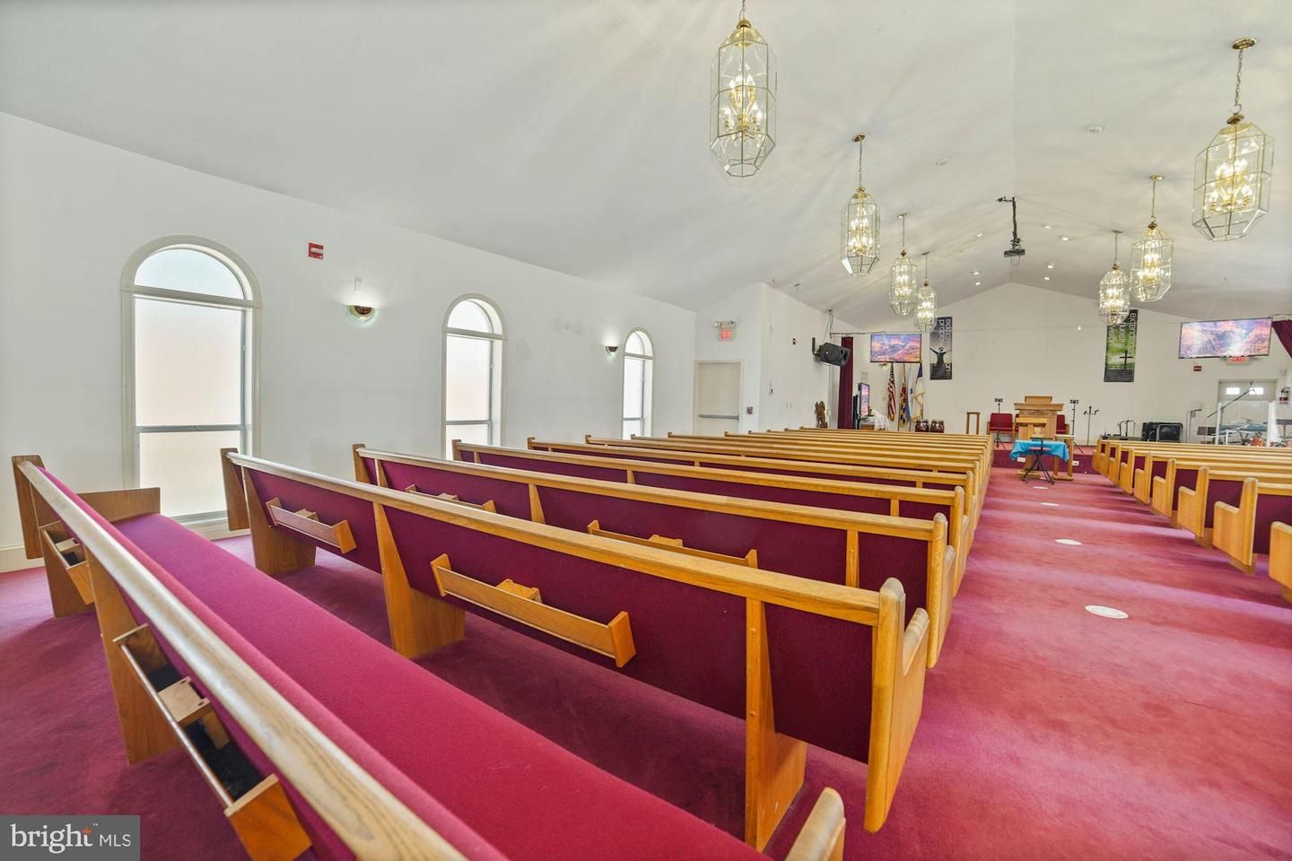 Chandelier, Interior, Pendant Lights