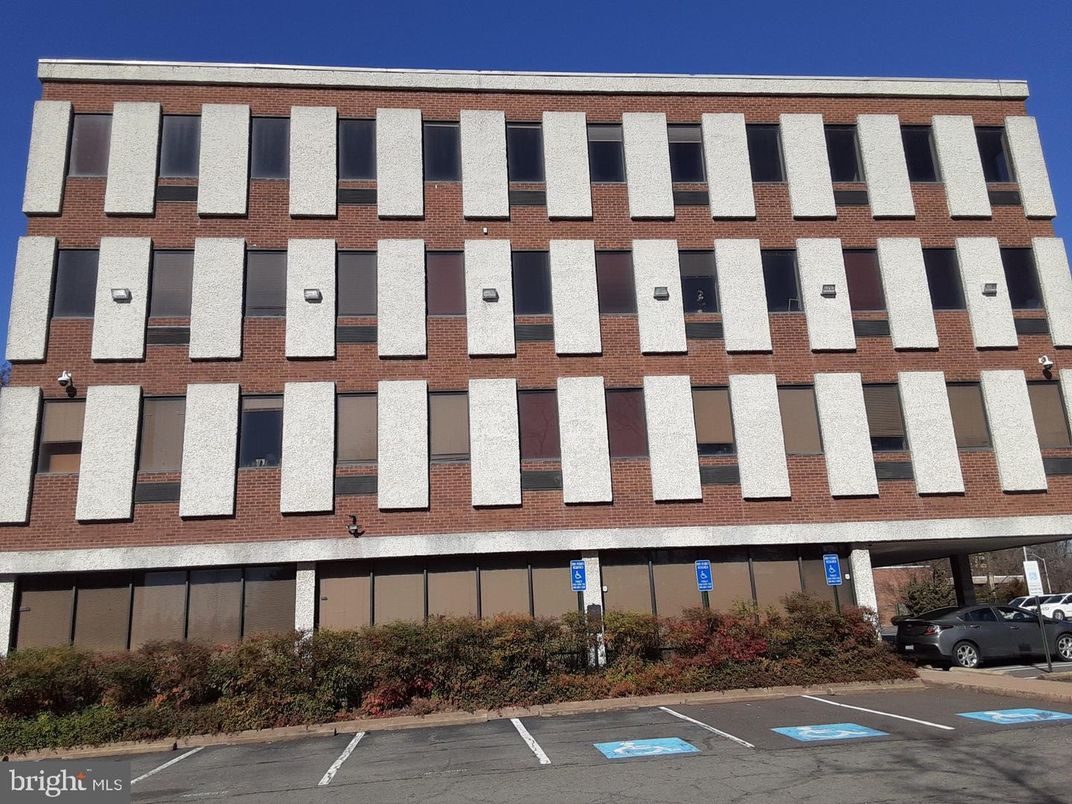 Exterior, Facade, Condo Building