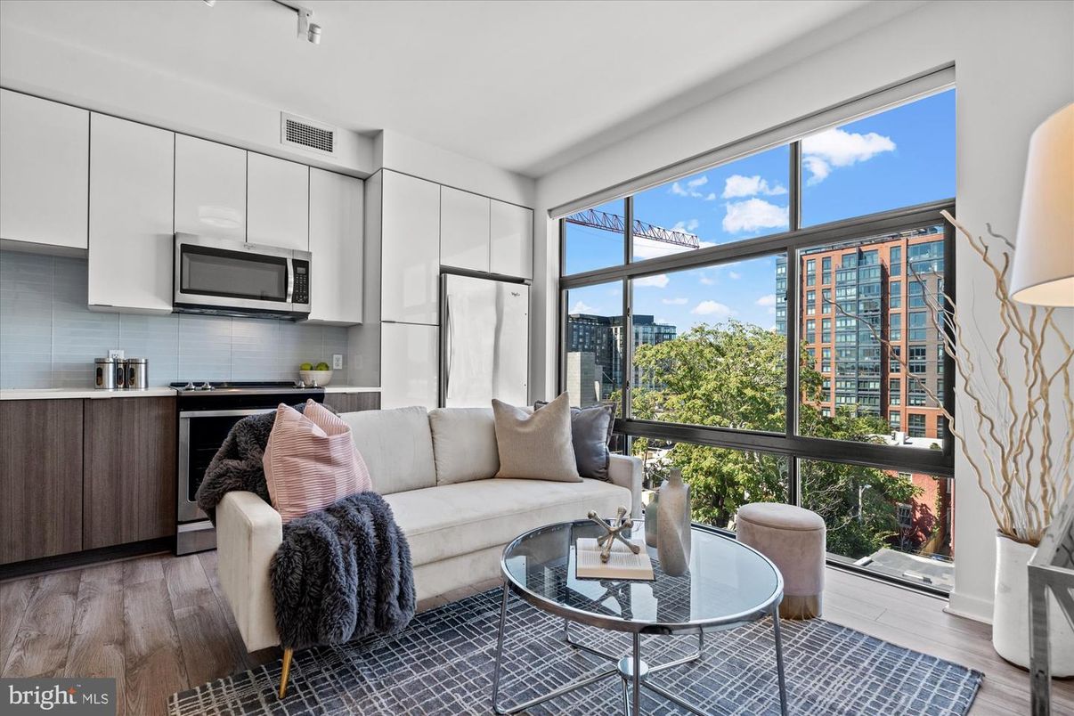 Interior, Kitchen, Living room, Stainless Steel Appliances, Wood Texture Flooring