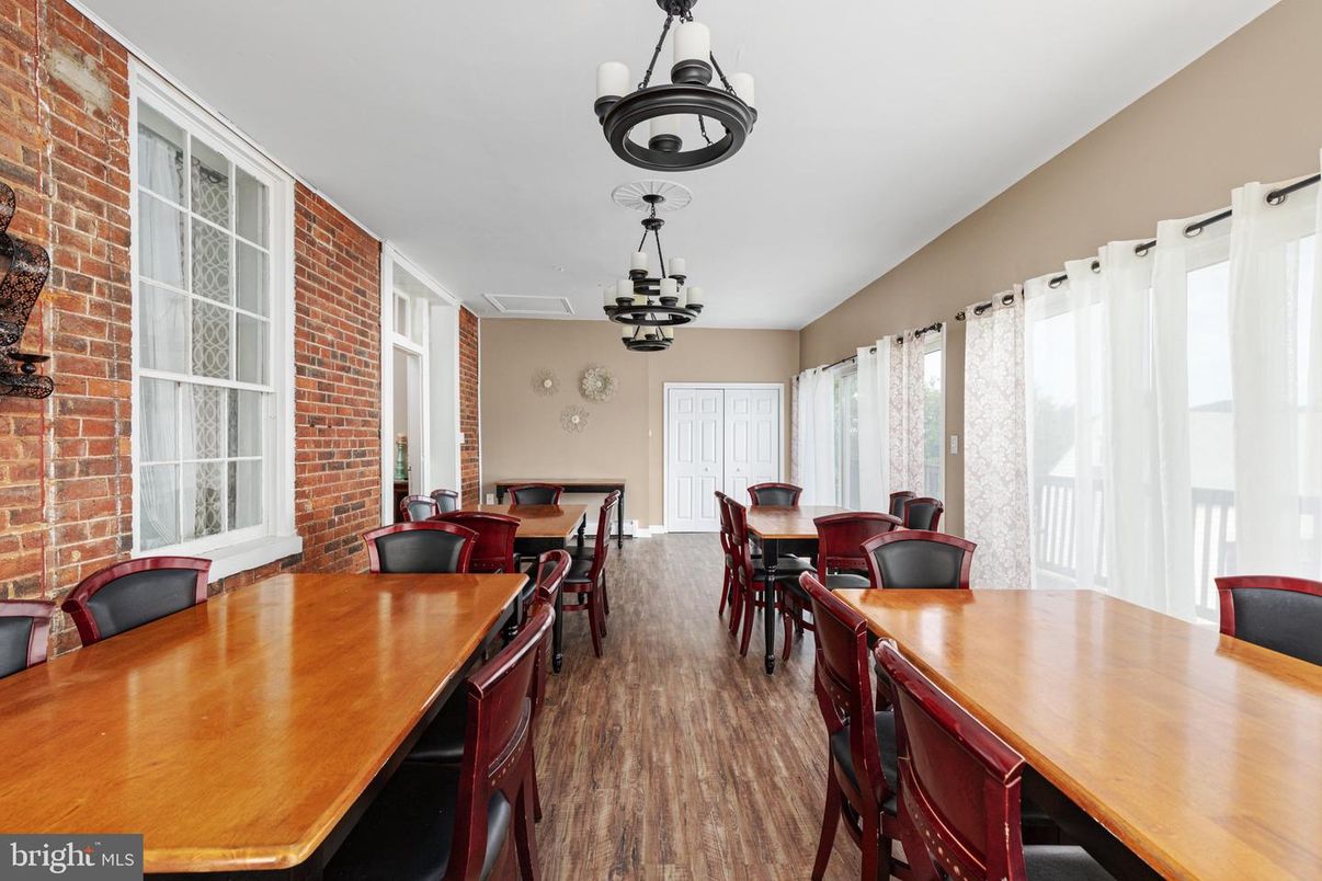 Chandelier, Dining room, Interior, Pendant Lights, Stone Walls, Wood Texture Flooring