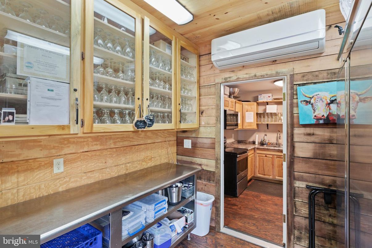 Interior, Kitchen, Wood Texture Flooring, Wooden Walls