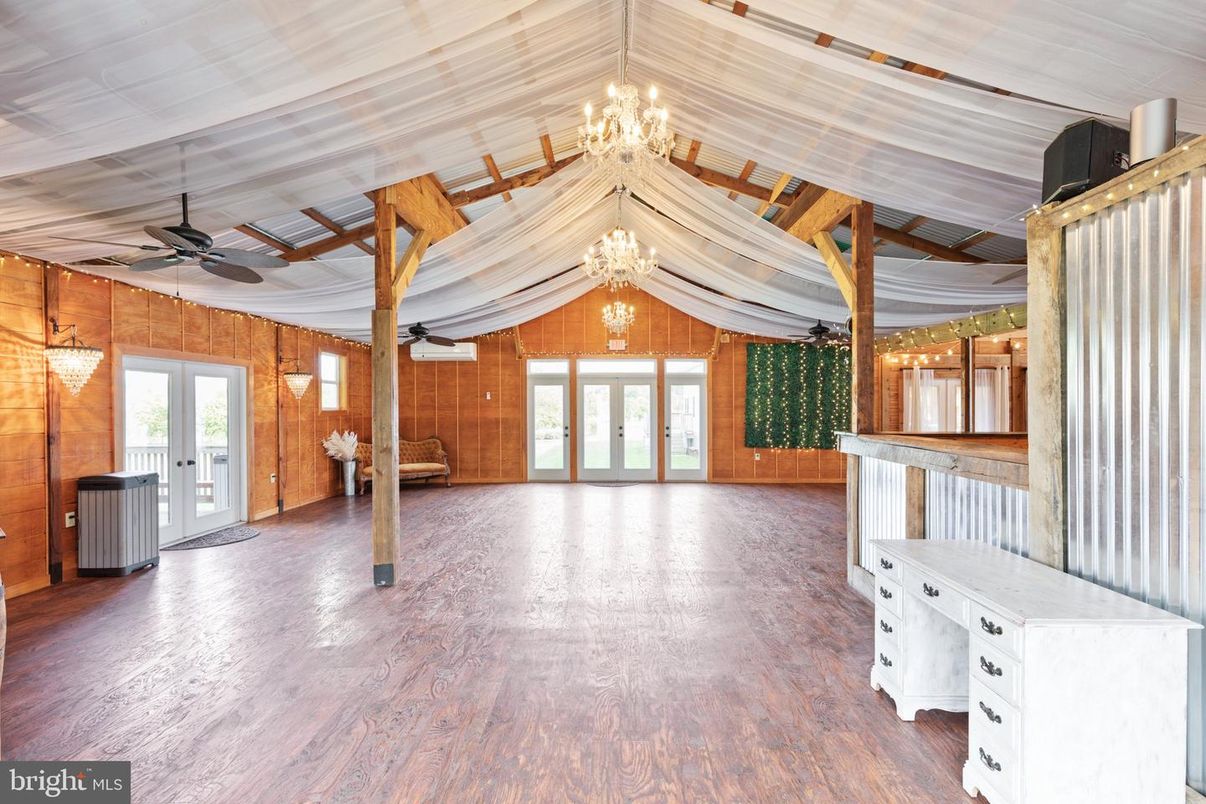 Chandelier, Interior, Wooden Beams, Wood Texture Flooring, Wooden Walls