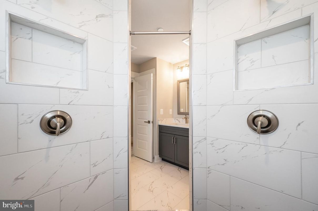 Bathroom, Interior, Marble, Marble Walls