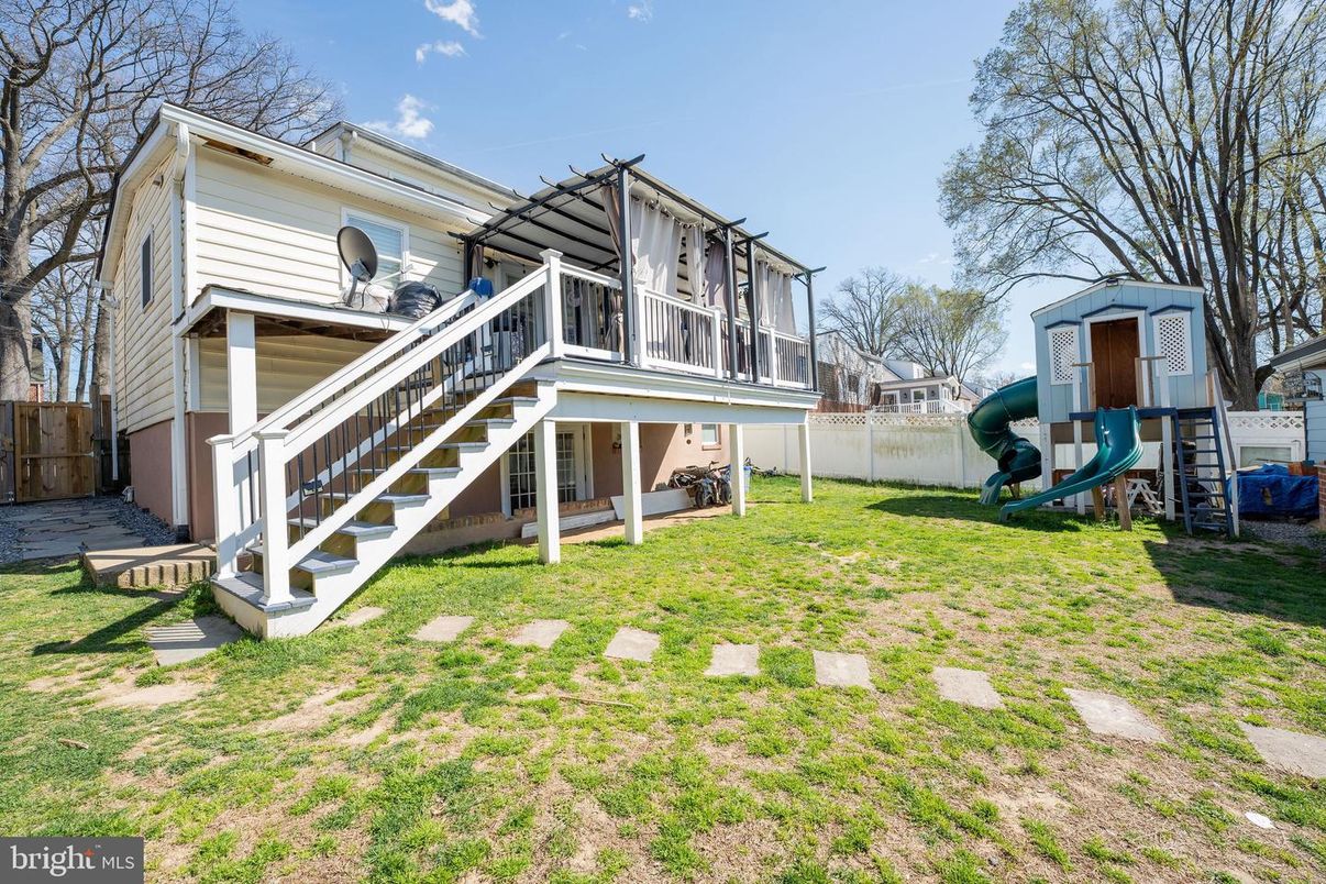 Backyard, Exterior, Playground