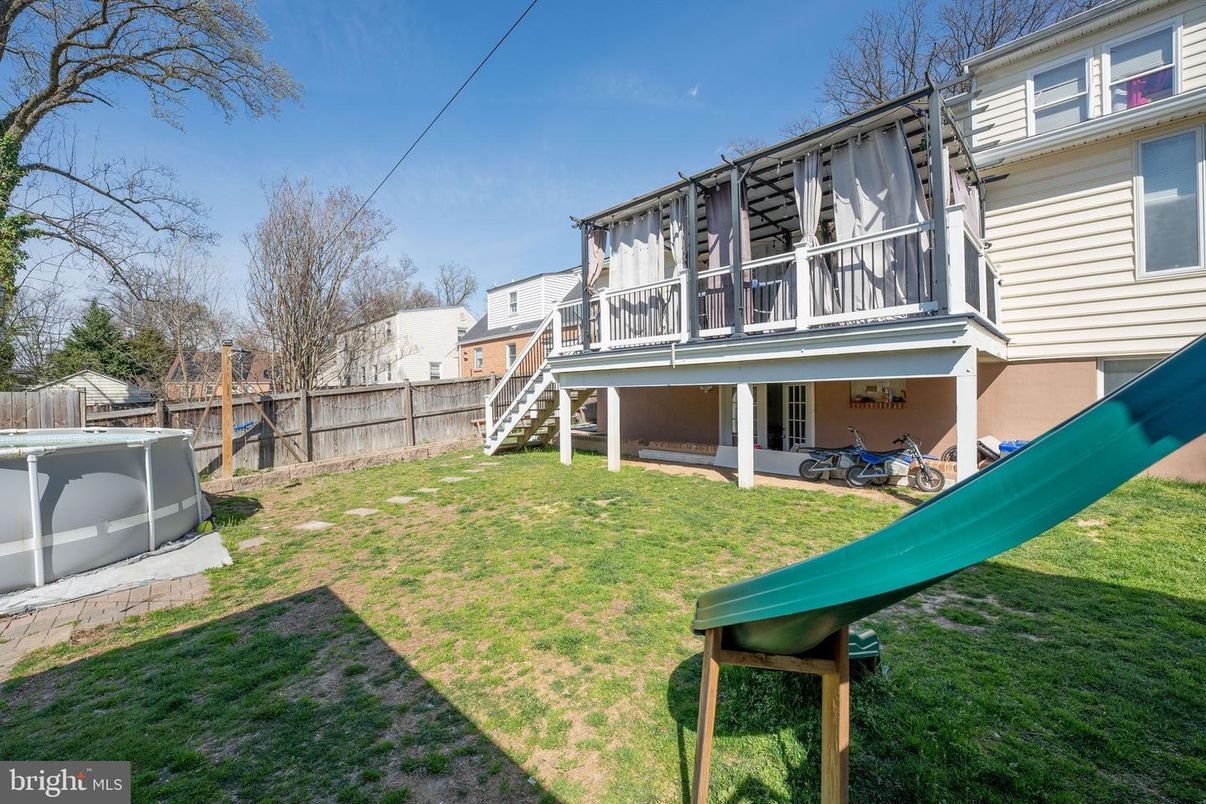 Backyard, Exterior, Playground