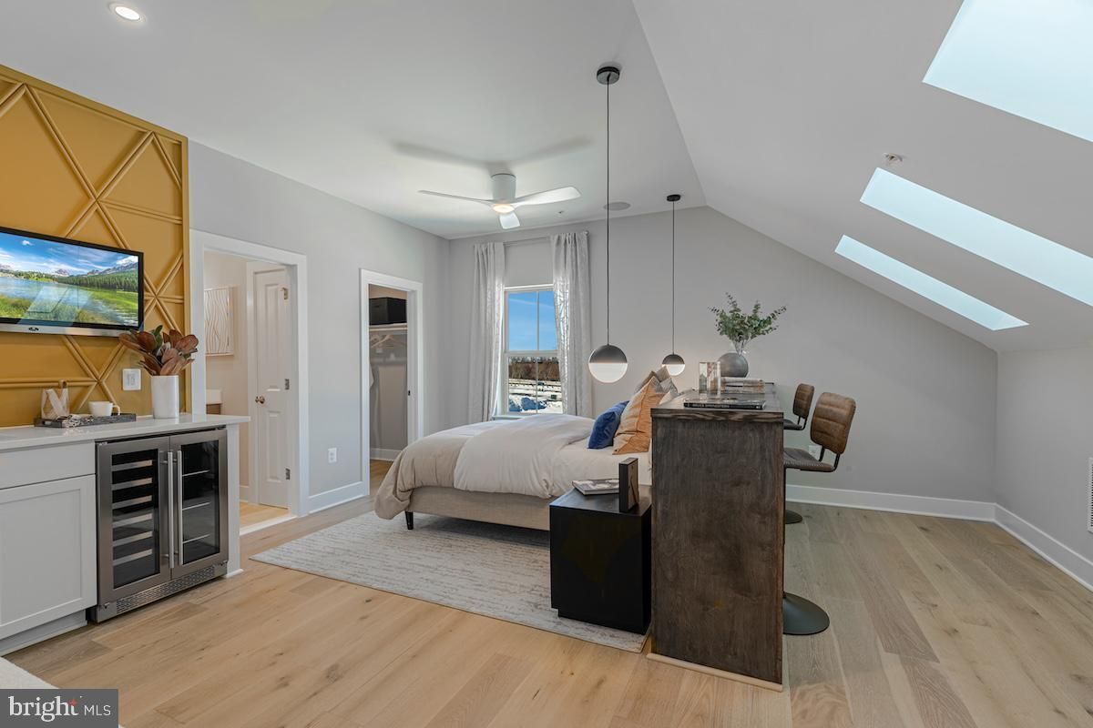 Bedroom, Dining room, Interior, Pendant Lights, Recessed Lighting, Wood Texture Flooring