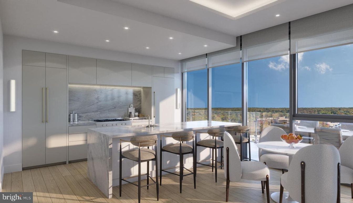 Dining room, Interior, Kitchen, Recessed Lighting, Stainless Steel Appliances, Water, Wood Texture Flooring