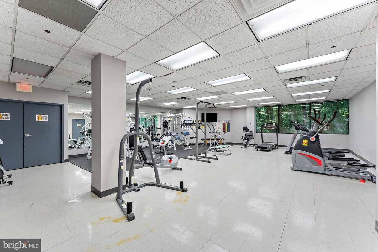 Fitness Equipment, Gym, Interior, Recessed Lighting