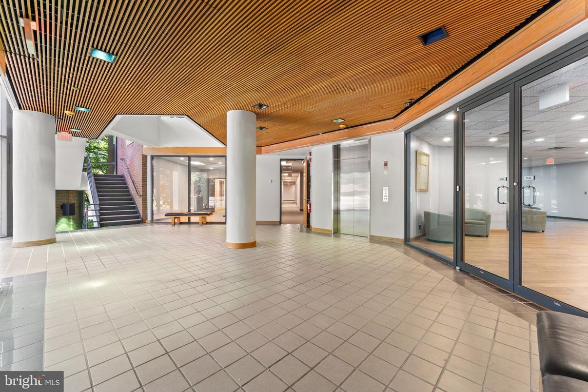 Elevator, Interior, Recessed Lighting