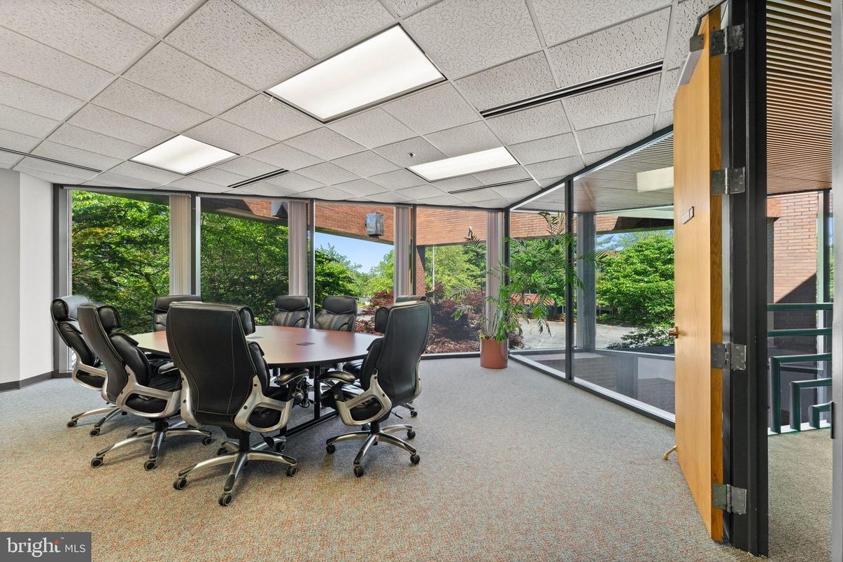 Dining room, Interior, Recessed Lighting, Sun Room