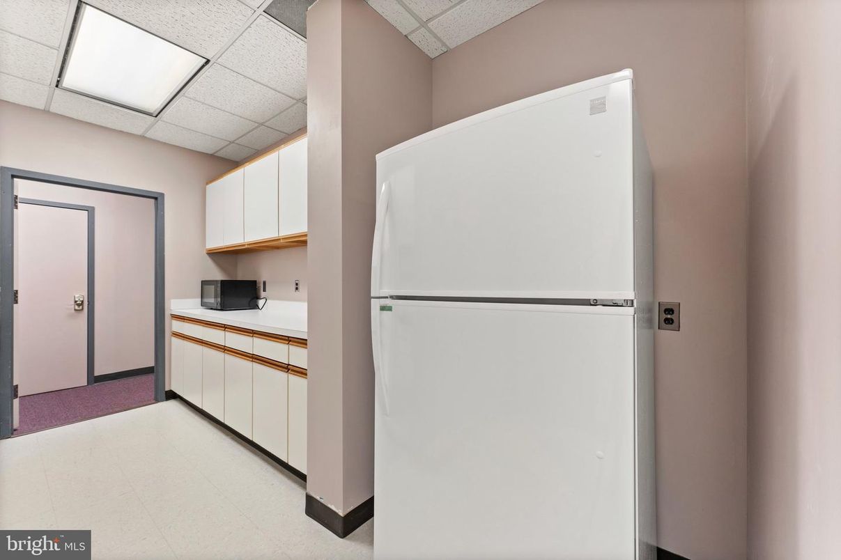 Interior, Kitchen, Tile Countertops