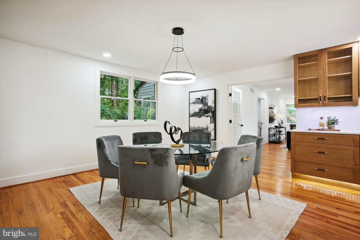Dining room, Interior, Pendant Lights, Recessed Lighting, Wood Texture Flooring