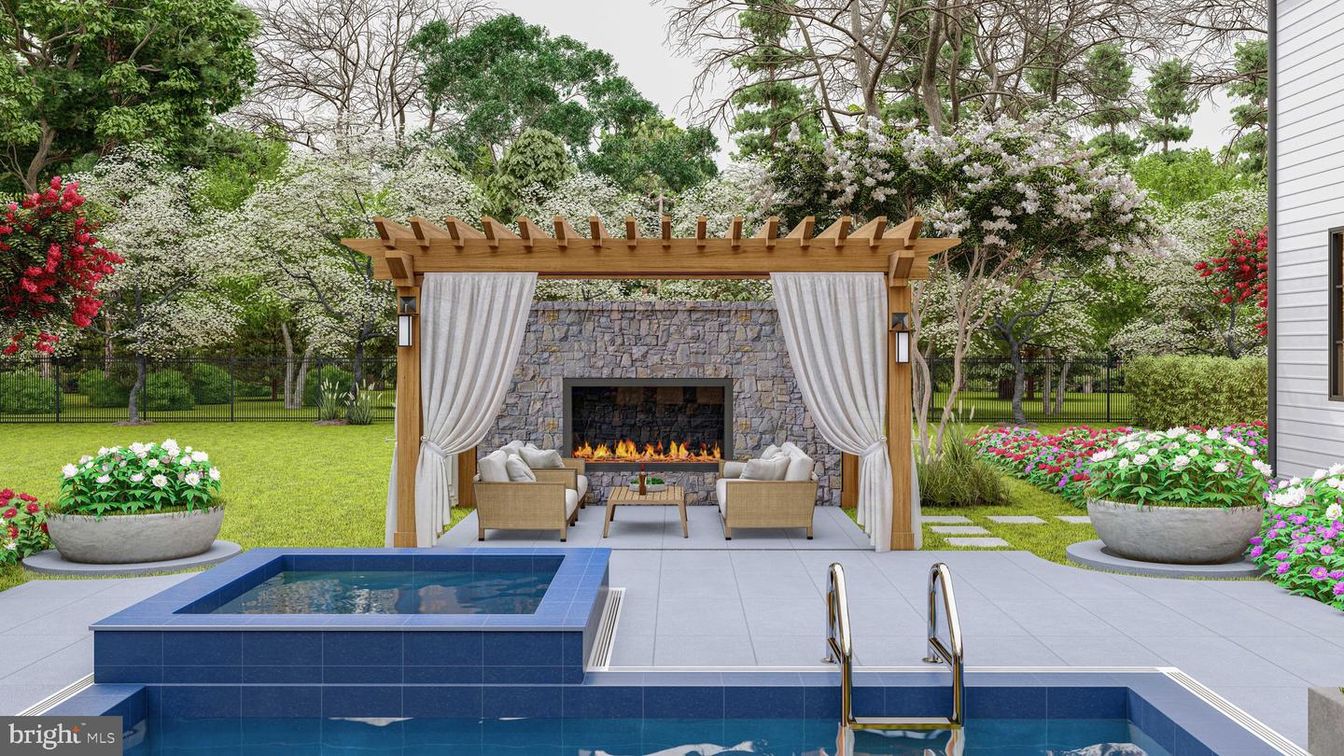 Exterior, Fireplace, Pool