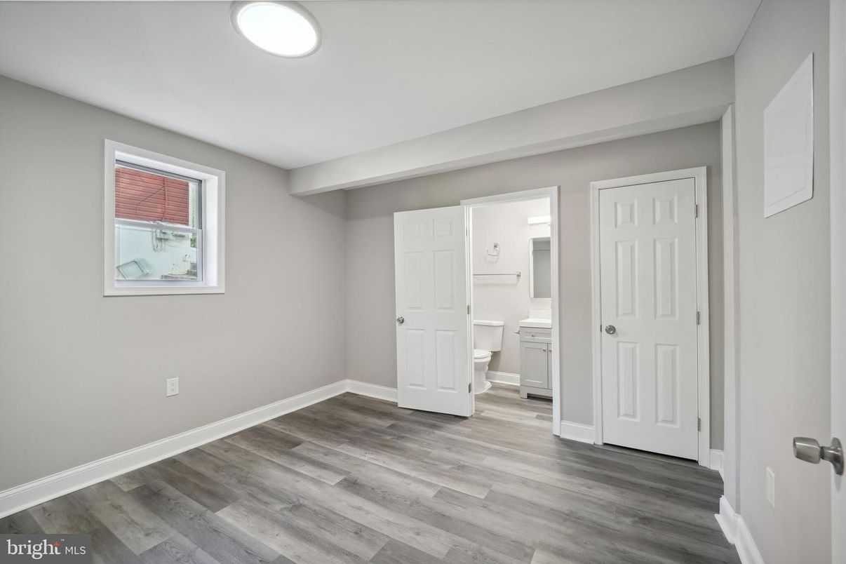 Bathroom, Empty room, Interior, Wood Texture Flooring