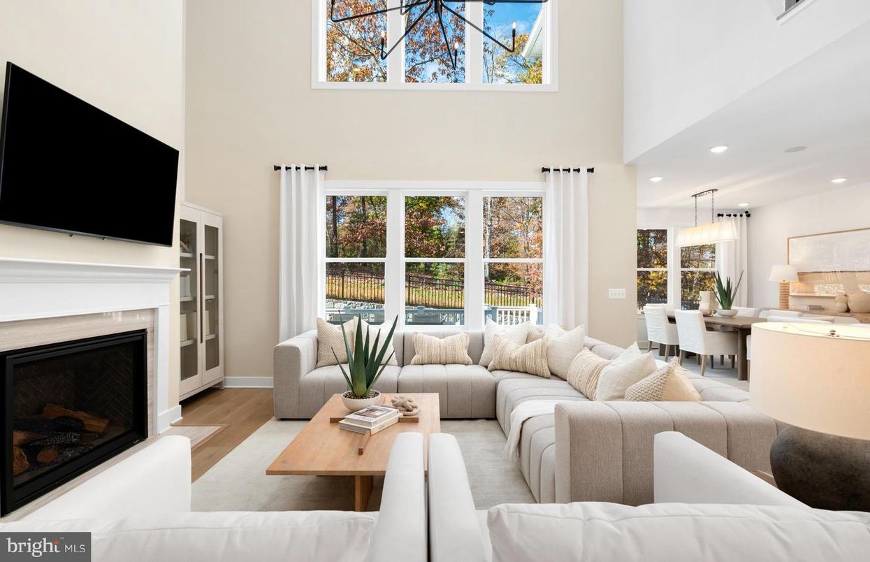 Dining room, Fireplace, Interior, Living room, Pendant Lights, Recessed Lighting, Wood Texture Flooring