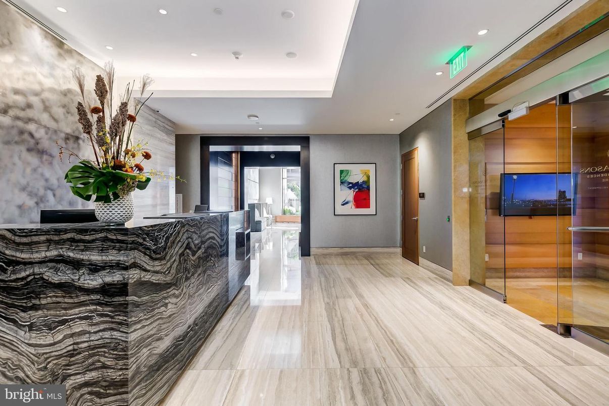 Elevator, Interior, Recessed Lighting