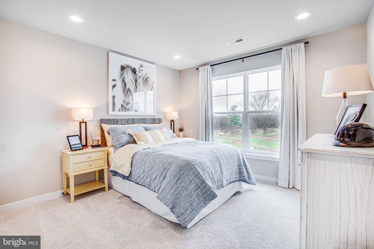 Bedroom, Interior, Recessed Lighting